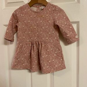 🌺 5/$25 9 month pink and cream dress.🌺